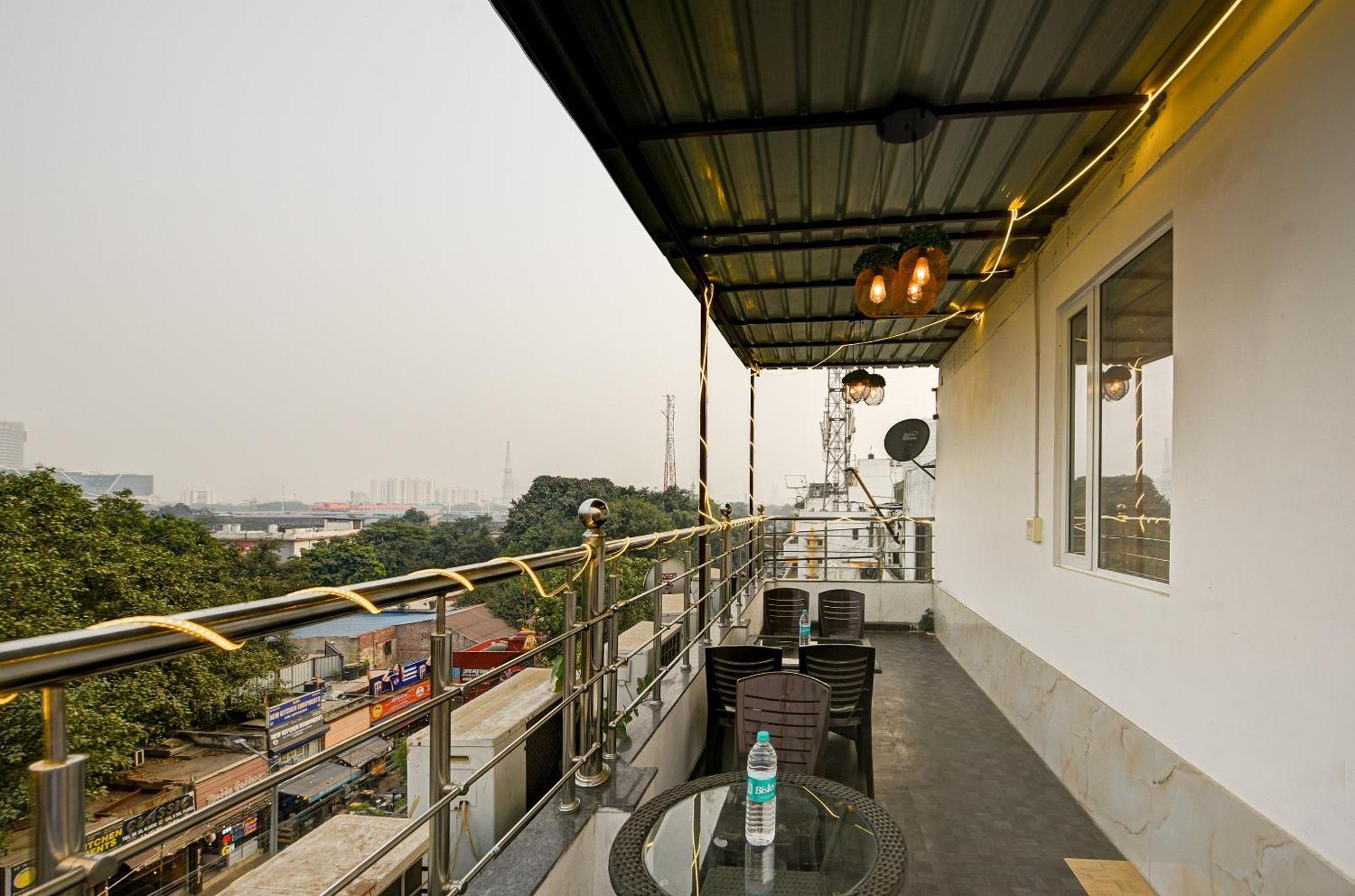 โรงแรมศรีวินายักษ์ นิวเดลี ภายนอก รูปภาพ